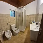 Casa Vitorino 莱里亚